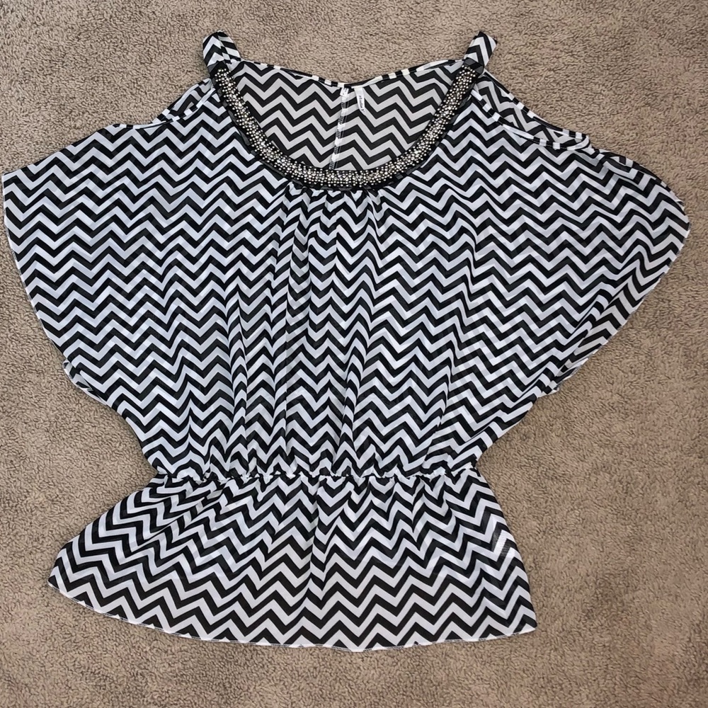 Cute blouse